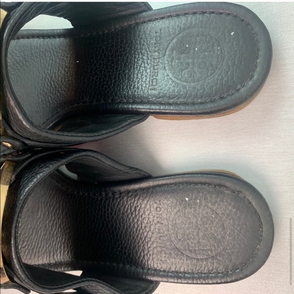 Tory Burch Amanda Thong Sandal - Picture 11 of 15